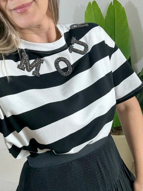 BLUSA LISTRADA PEDRARIA